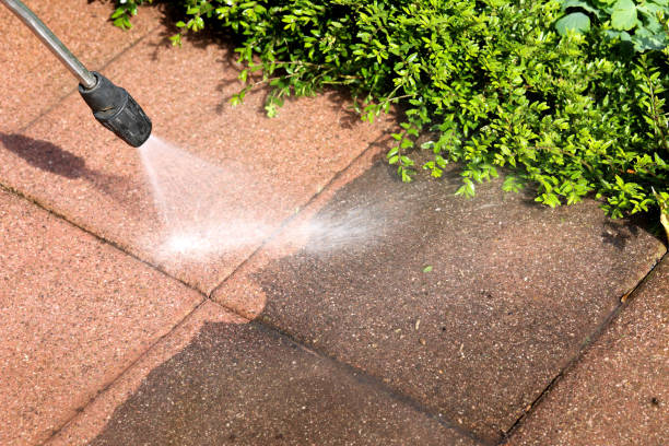 Best Commercial Building Pressure Washing  in Brookfield, WI